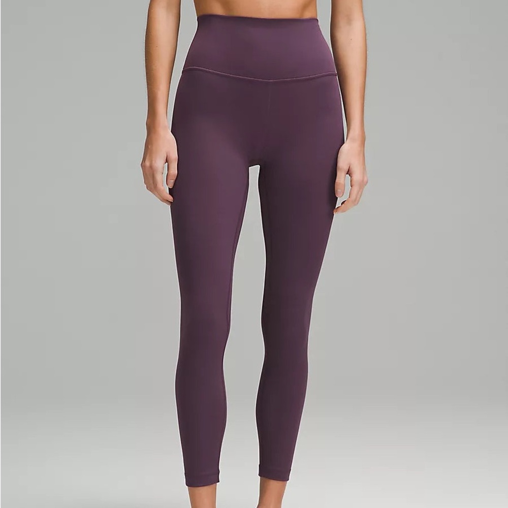 LIKE NEW lululemon align high rise legging 25" grape thistle size 6